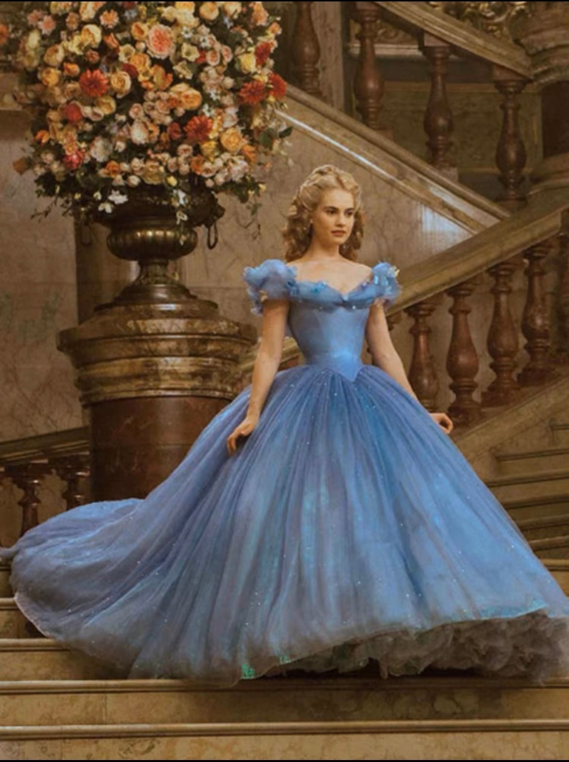 実写版シンデレラ ブルードレス Dハロ ディズニー コスプレ