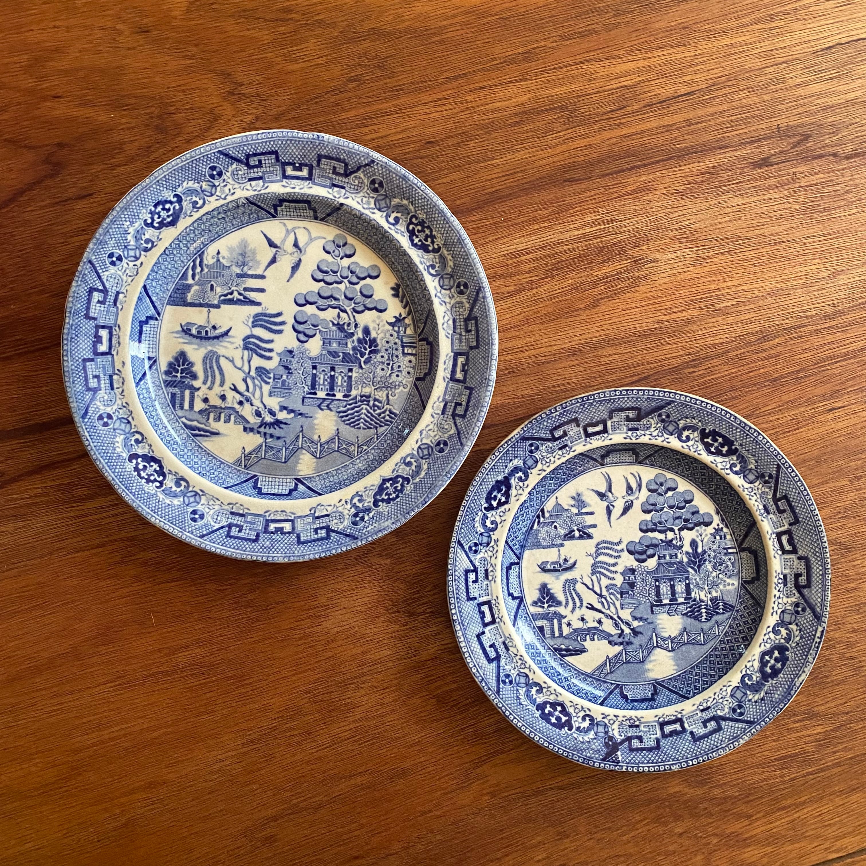 ブルーウィローの子分皿 | Say it with Lucy's