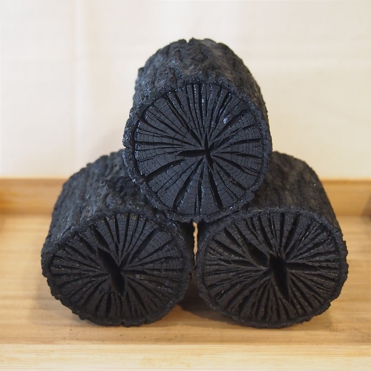 山田やの菊炭 | どんぐり商店街