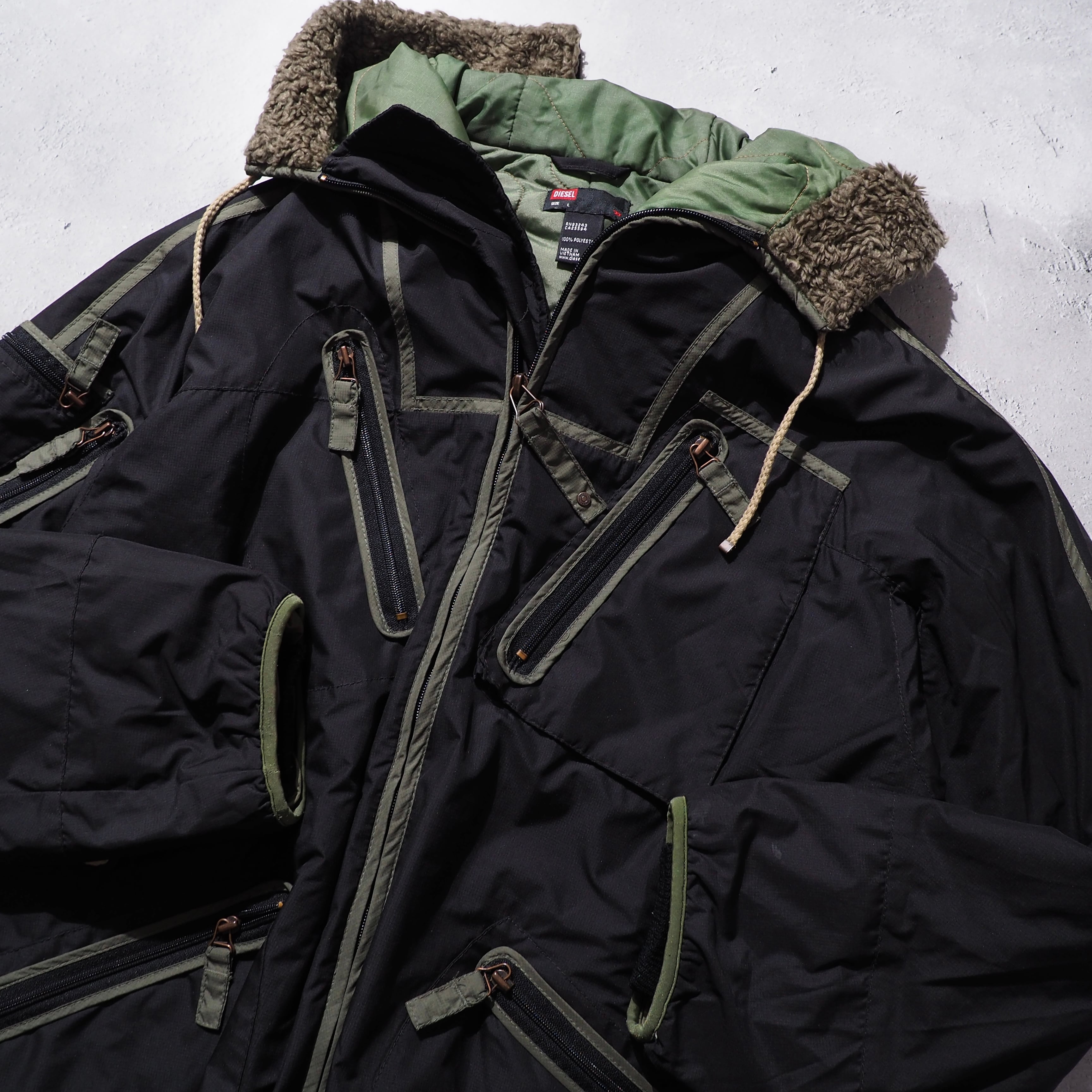 2000s ” Diesel ” Diagonal line × zip Design full zip vintage