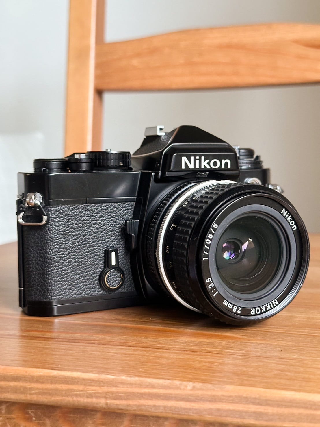 フィルムカメラ E598 Nikon FE Nikkor 50mm f/1.4 フィルムカメラ E598