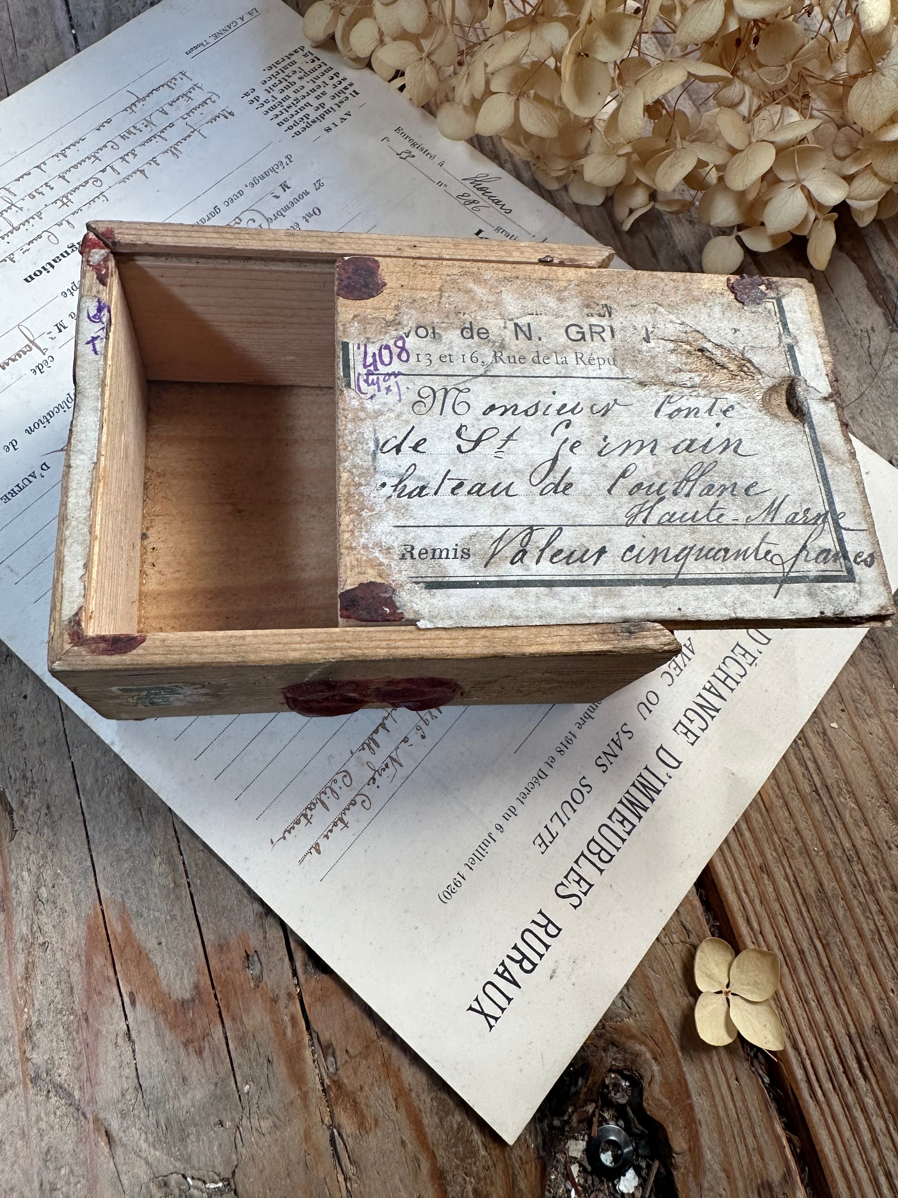 France 郵便用木箱 woodbox | Brocante de La Cocotte （フランス
