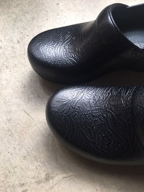 dansko XP 2.0 Floral Tooled | nabika