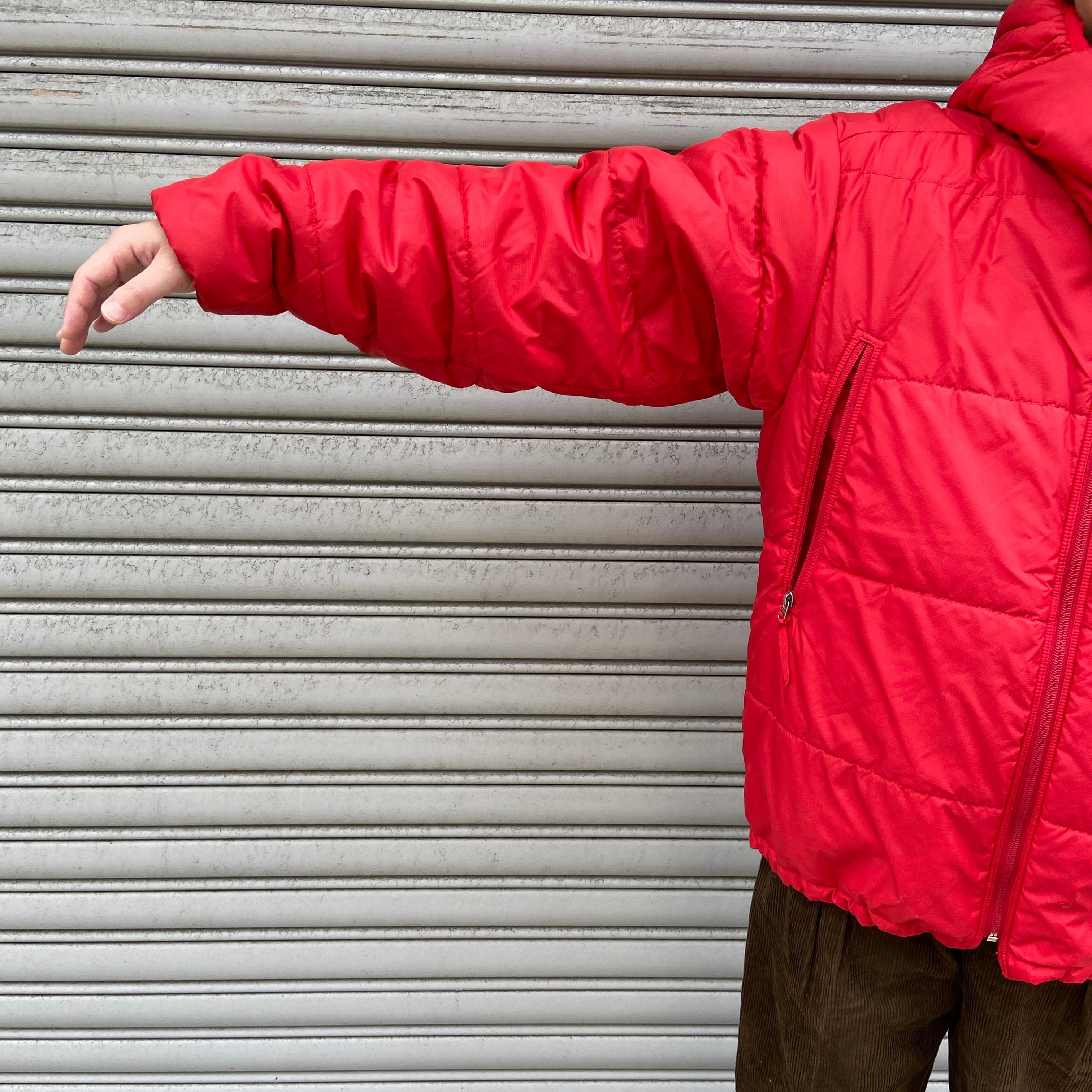 Patagonia パフジャケット メンズM 2001年製 赤 中綿ジャケット | 古着