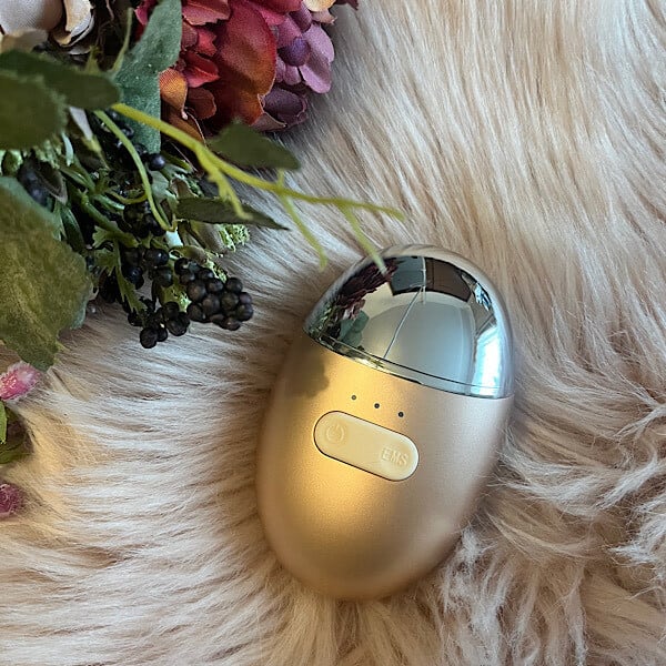 ゾーガンキンオーヴォOVO 洗顔美顔器 | meguri