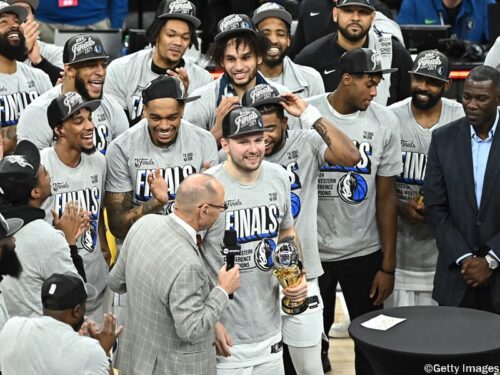 NBA史上初…マブスのジェイソン・キッドHCが同一チームの選手、指揮官