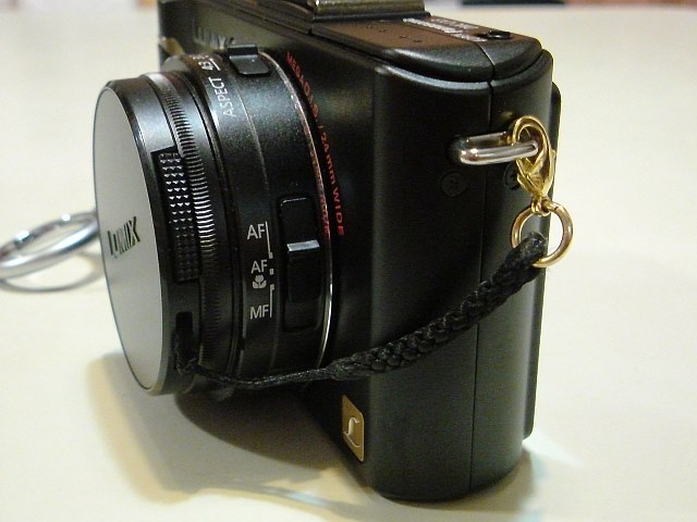 レンズストラップとソフトケース』 パナソニック LUMIX DMC-LX3 の