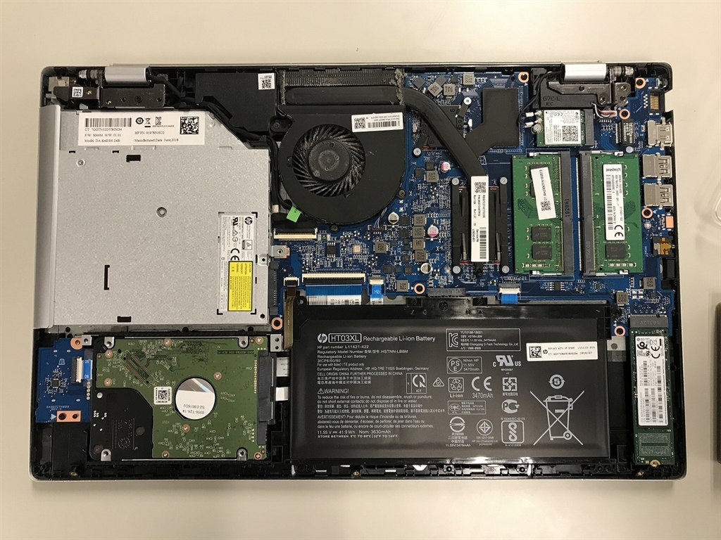 価格.com - 『裏蓋を開けたところです。』HP Pavilion 15-cu1000 価格