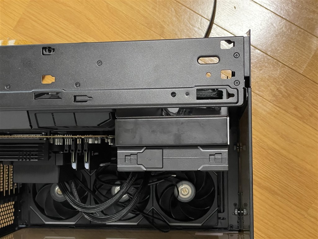 ラジエーターが入らない』 LIAN LI O11 VISION COMPACT のクチコミ