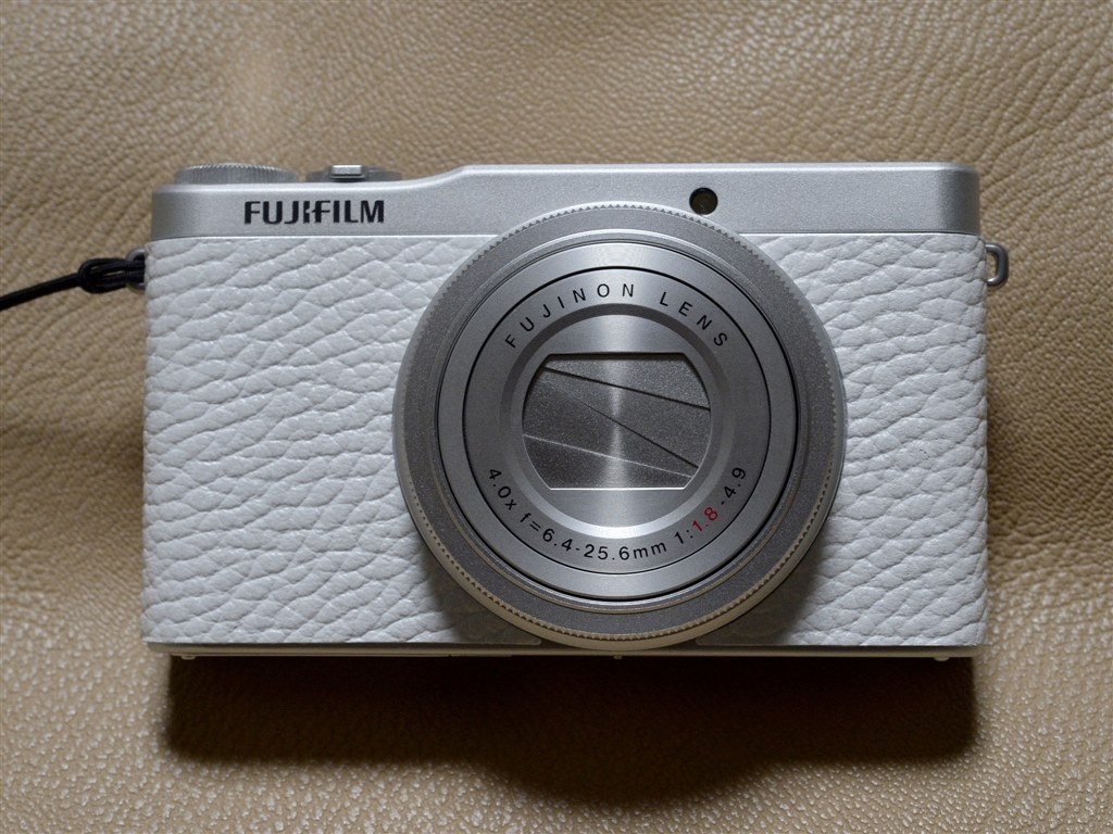 貼り皮してみました。』 富士フイルム FUJIFILM XQ1 のクチコミ掲示板