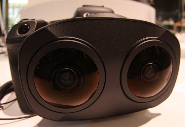 TOKINA AT-X 107 DX Fish Eye 10-17mm F3.5-4.5 (ｷﾔﾉﾝ用)のクチコミ