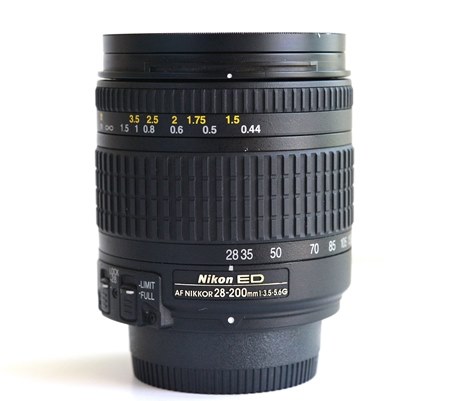 ニコン AF Zoom Nikkor ED 28-200mm F3.5-5.6G(IF)投稿画像・動画