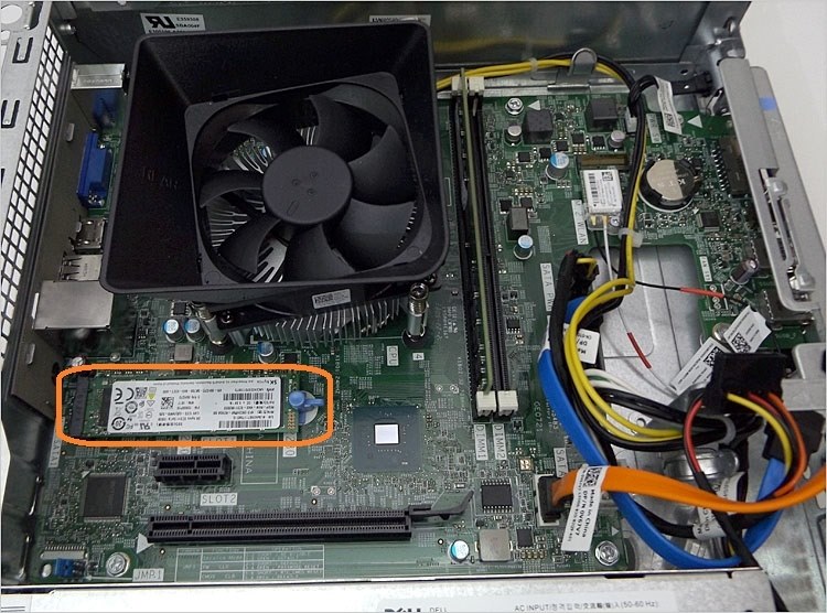 本器に取り付けられるSSDでお勧め教えて欲しいです。』 Dell Vostro