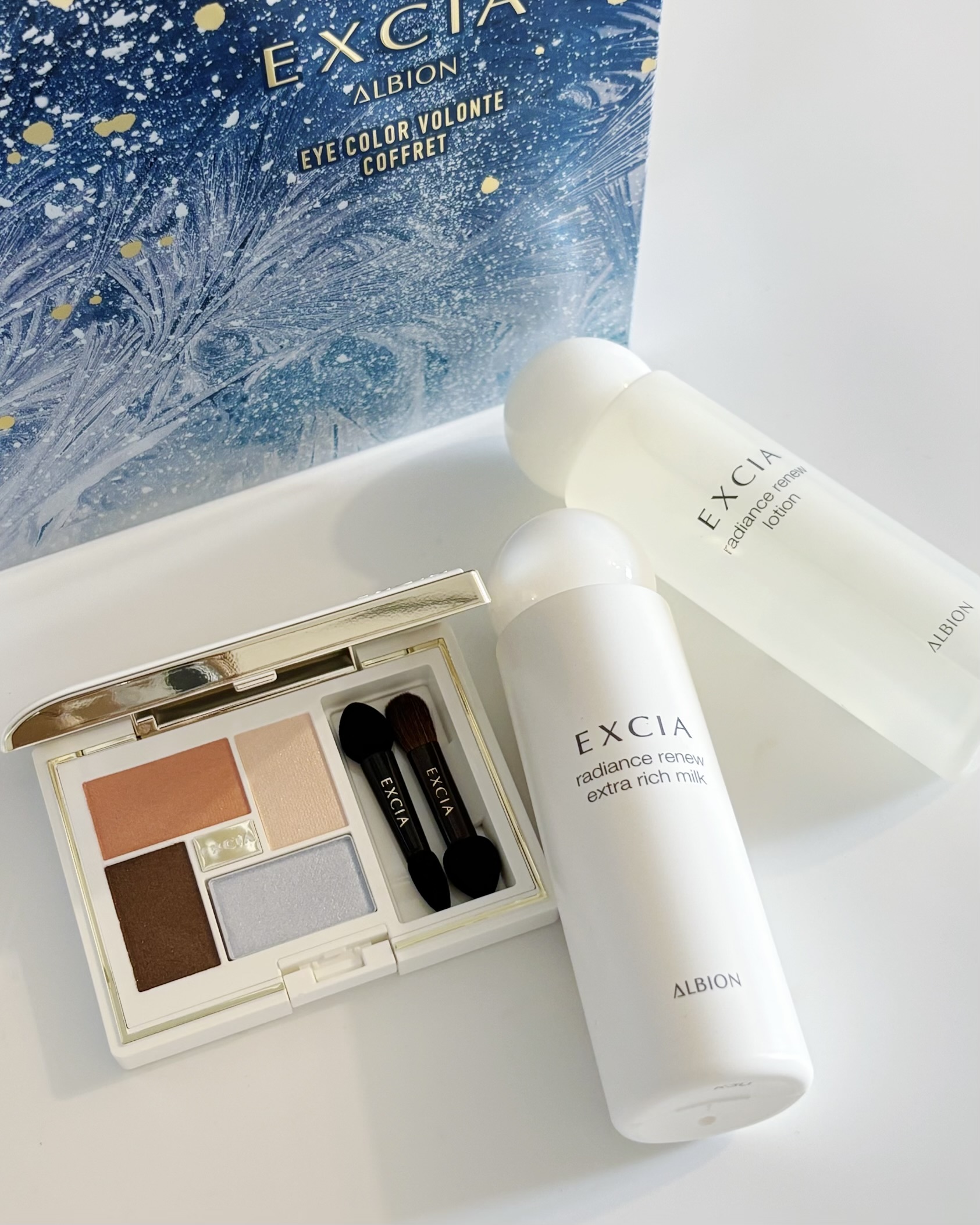 2025クリスマスコフレ】エクシアの名品スキンケアが驚きの価格で試せる