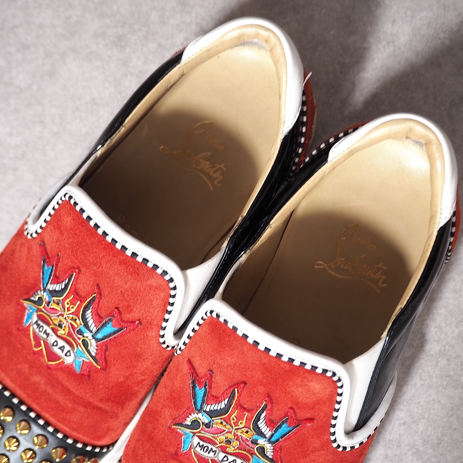 クリスチャンルブタン Christian Louboutin スタッズ スニーカー