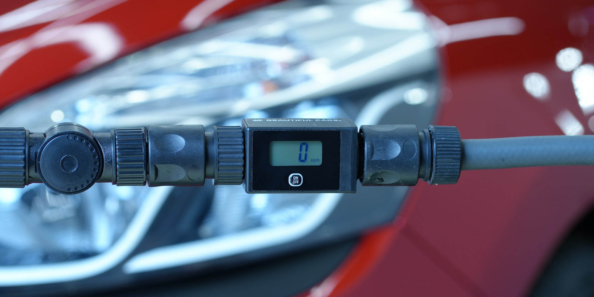 洗車革命】ありそうで無かった「コネクタータイプTDSメーター」