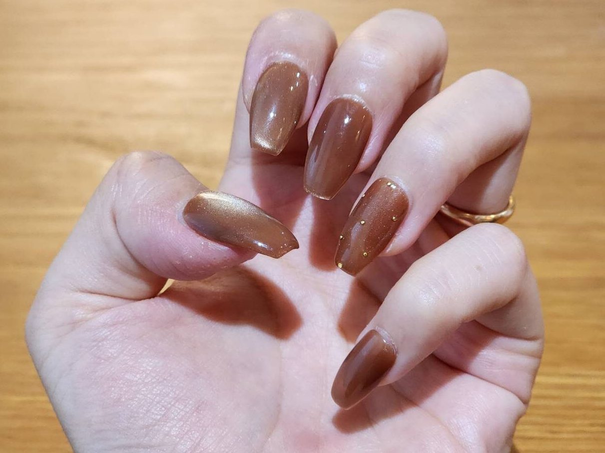 EVERNAIL接着剤で市販ジェルネイルチップを装着したレポート - Beauty