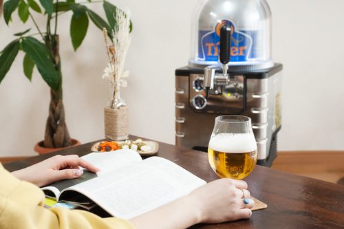 洗浄不要で簡単コンパクト！未来型ビールサーバー「BLADE」を楽しむ