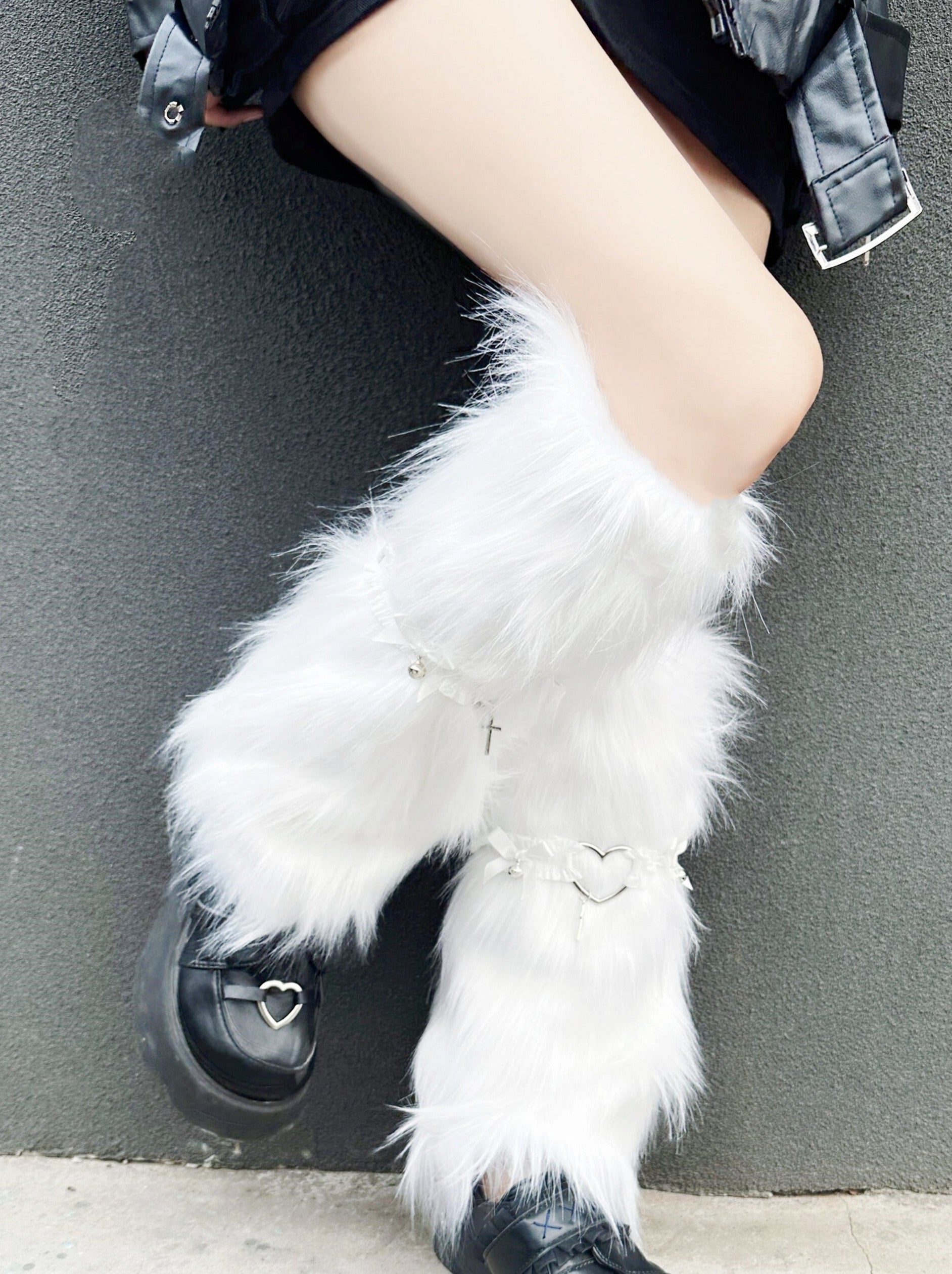 クロスハートファーレッグウォーマー – Belchic