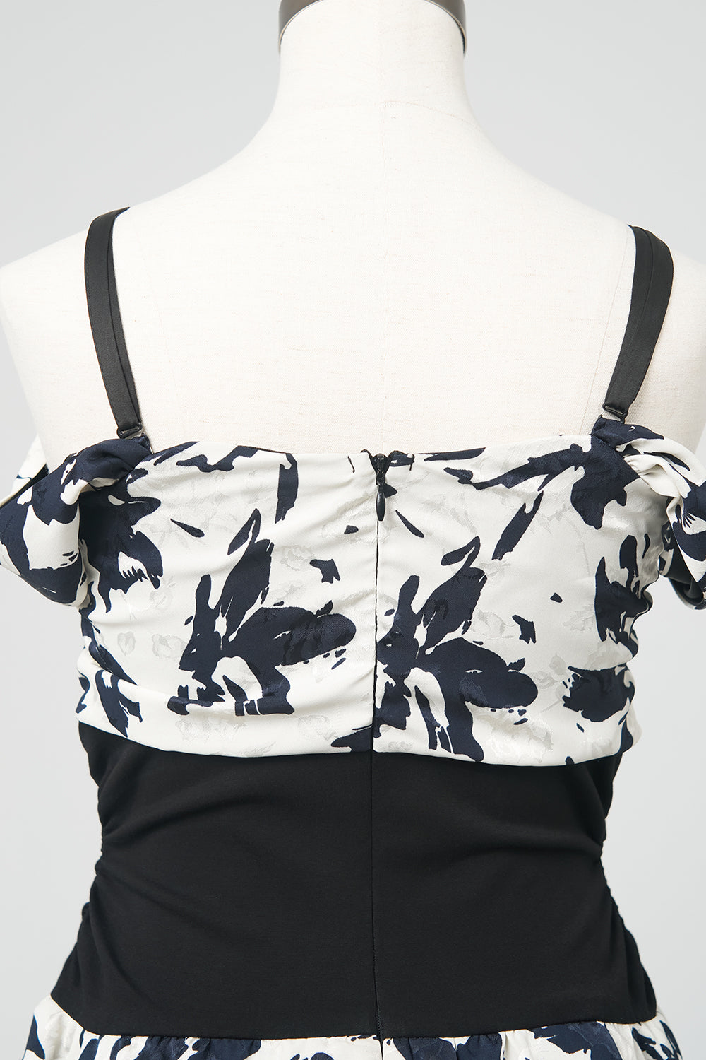 BELEAR MIMI（ベリアミミ）】フラワーニュアンスミニワンピース