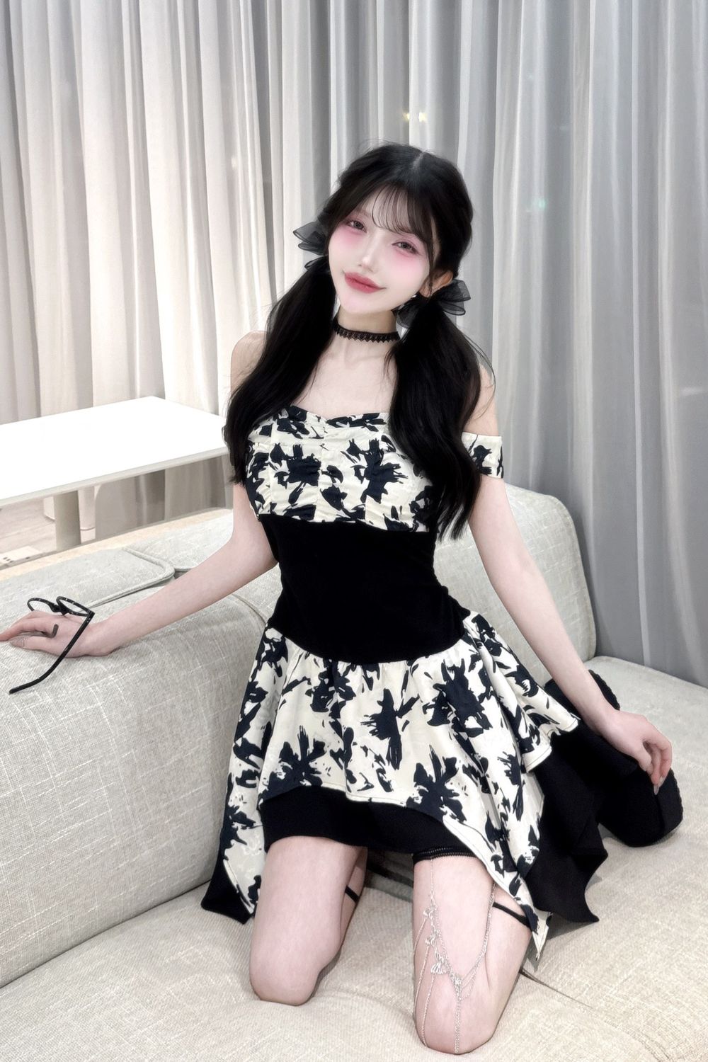 BELEAR MIMI（ベリアミミ）】フラワーニュアンスミニワンピース