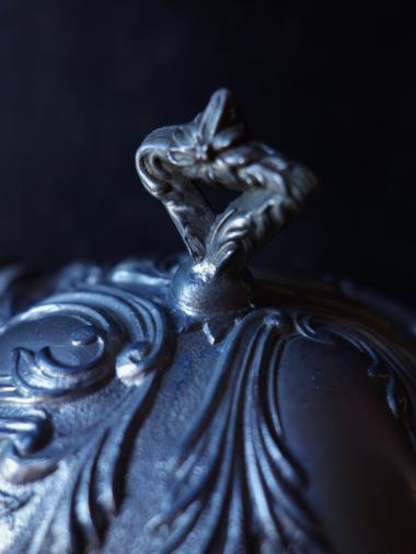 西洋アンティーク フランス 青いガラスのボンボ二エール・ビスケットジャー