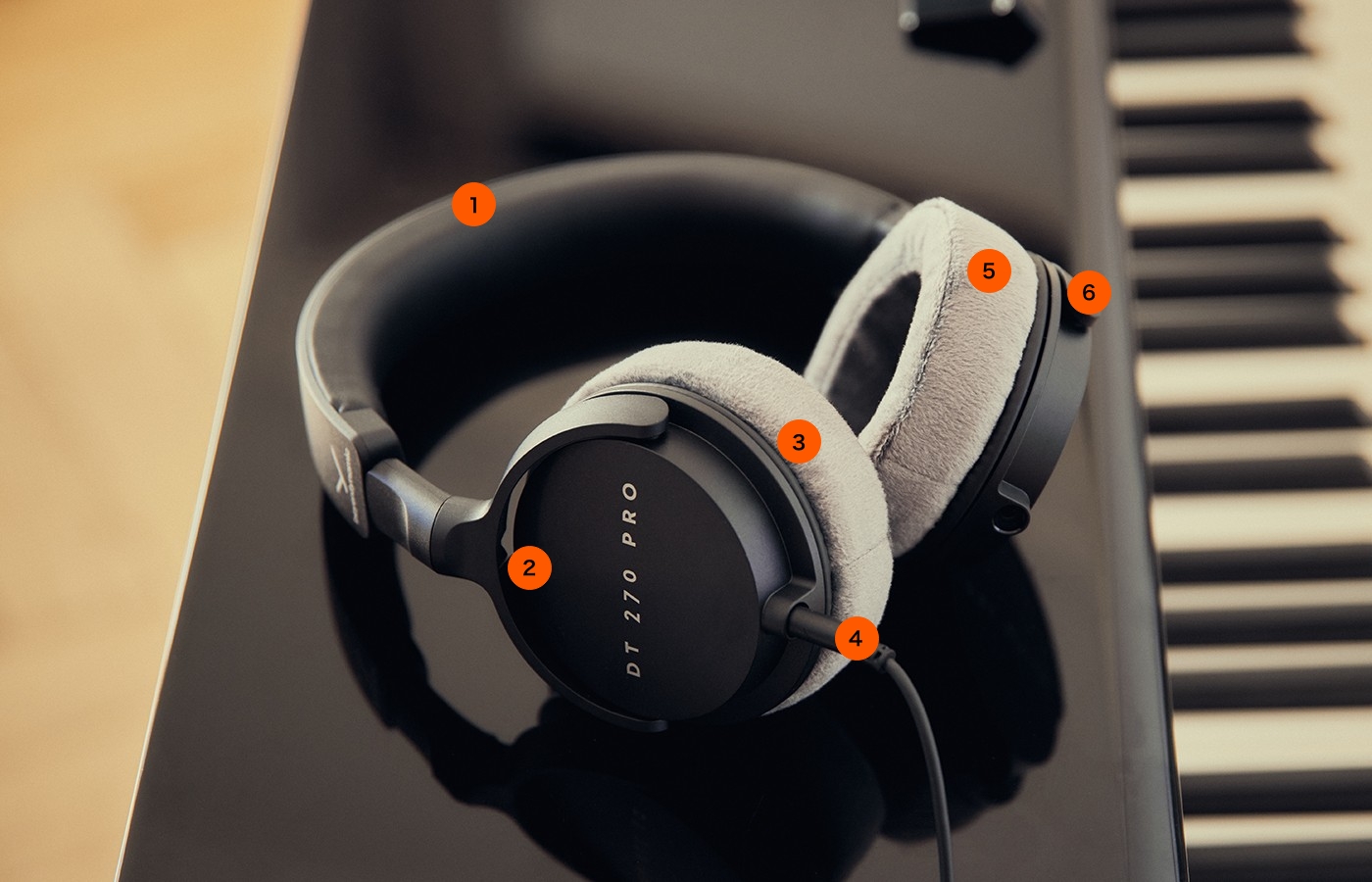 DT 270 PRO - beyerdynamic (ベイヤーダイナミック）