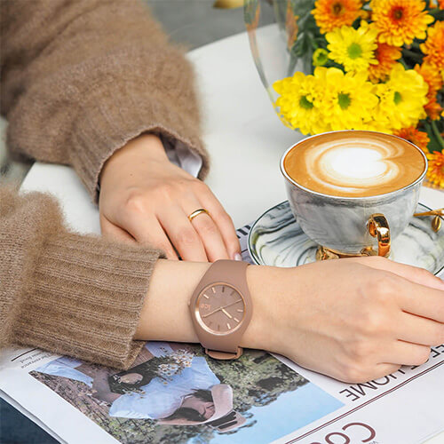 アイスウォッチ秋冬新作 ネイビー ブラウンをベースに5コレクション