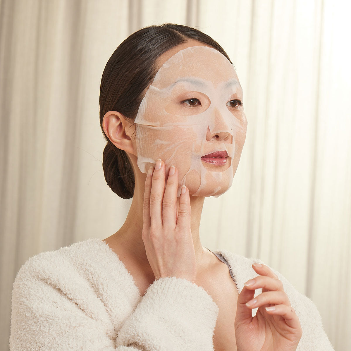 BIODROGA Bioscience Institute EFFECT CARE 360° Lifting fleece mask