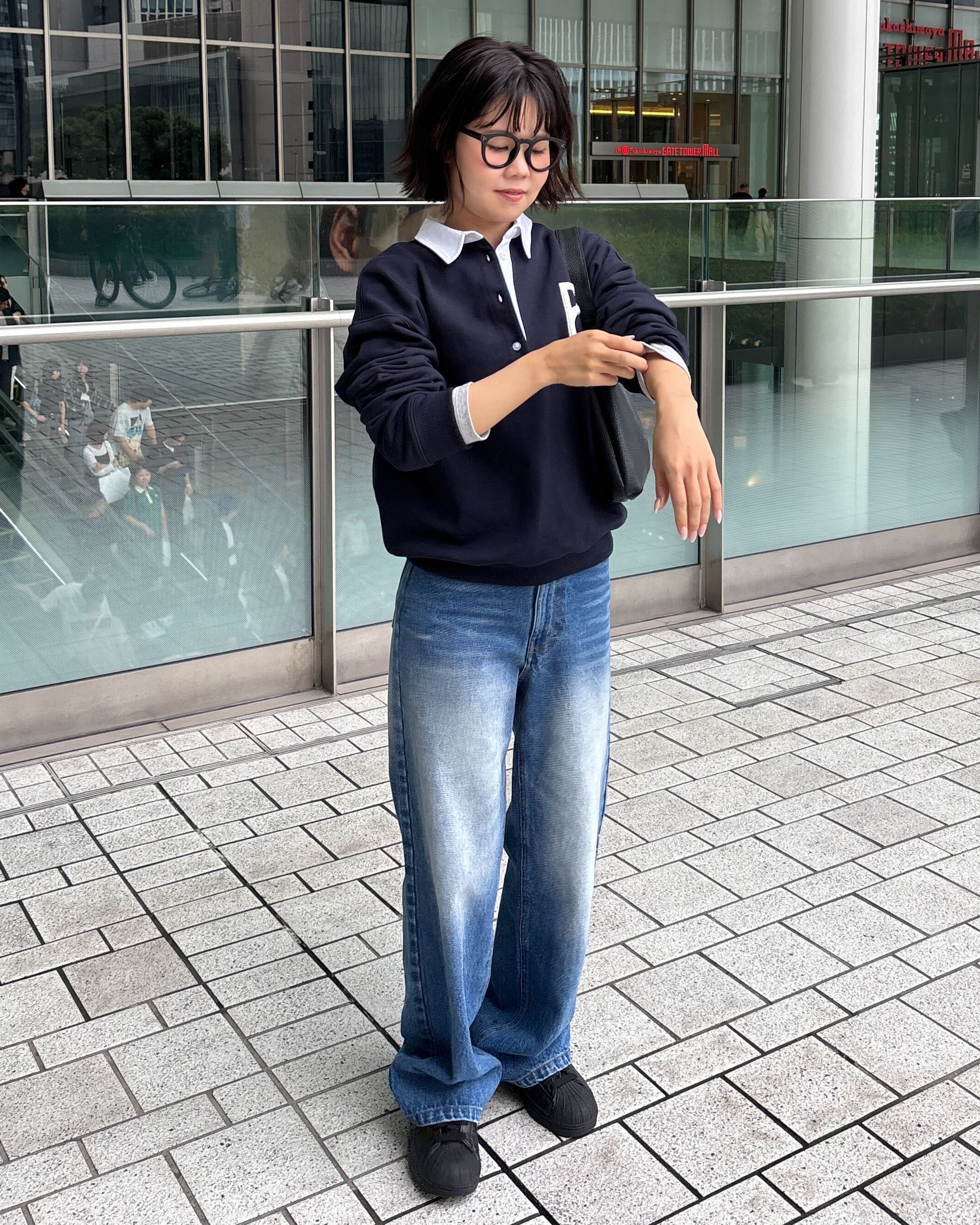 BIBIY. MADE | B. CLUB PREPPY TOP NAVY｜Bibiy.