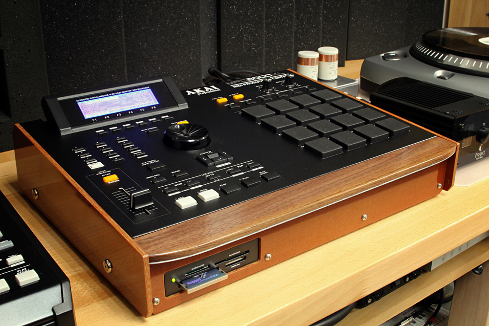 Akai Custom MPC 2000XL Phenolic & Hardwood Bezel | Big Noise