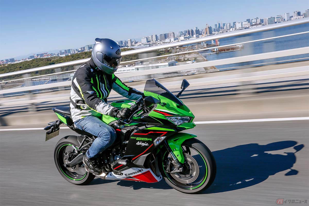 the「燃費」250ccクラスで4気筒エンジン搭載 カワサキ「Ninja ZX-25R