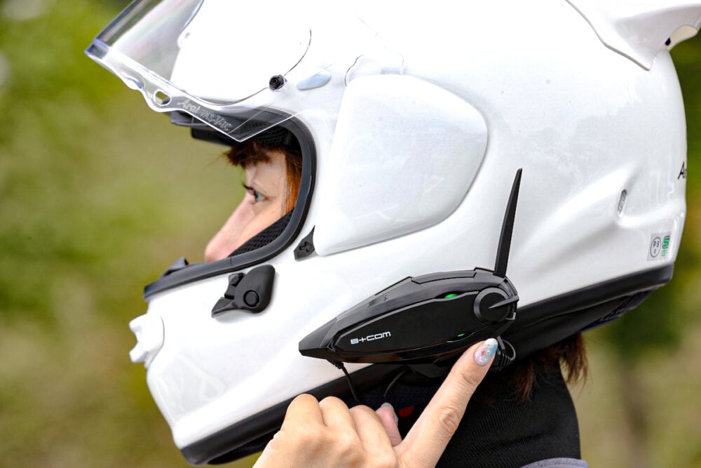 大人気バイク用インカム、B+COM（ビーコム）の最新ハイエンドモデル