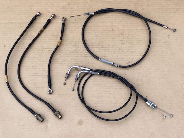 売約済み】Z1/Z2用のブレーキホースとケーブルが入荷しました