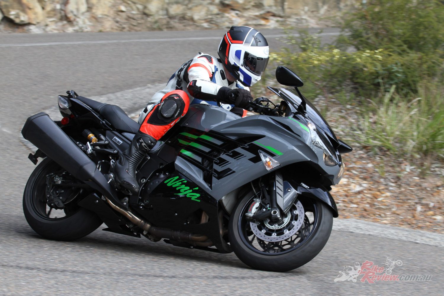 Review: 2021 Kawasaki Ninja ZX-14R Special Edition - Bike Review