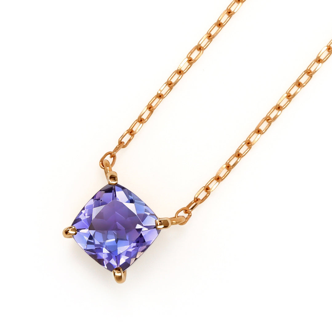 ビズー公式】タンザナイト(ラベンダーカラー) K18(18金)/PTネックレス