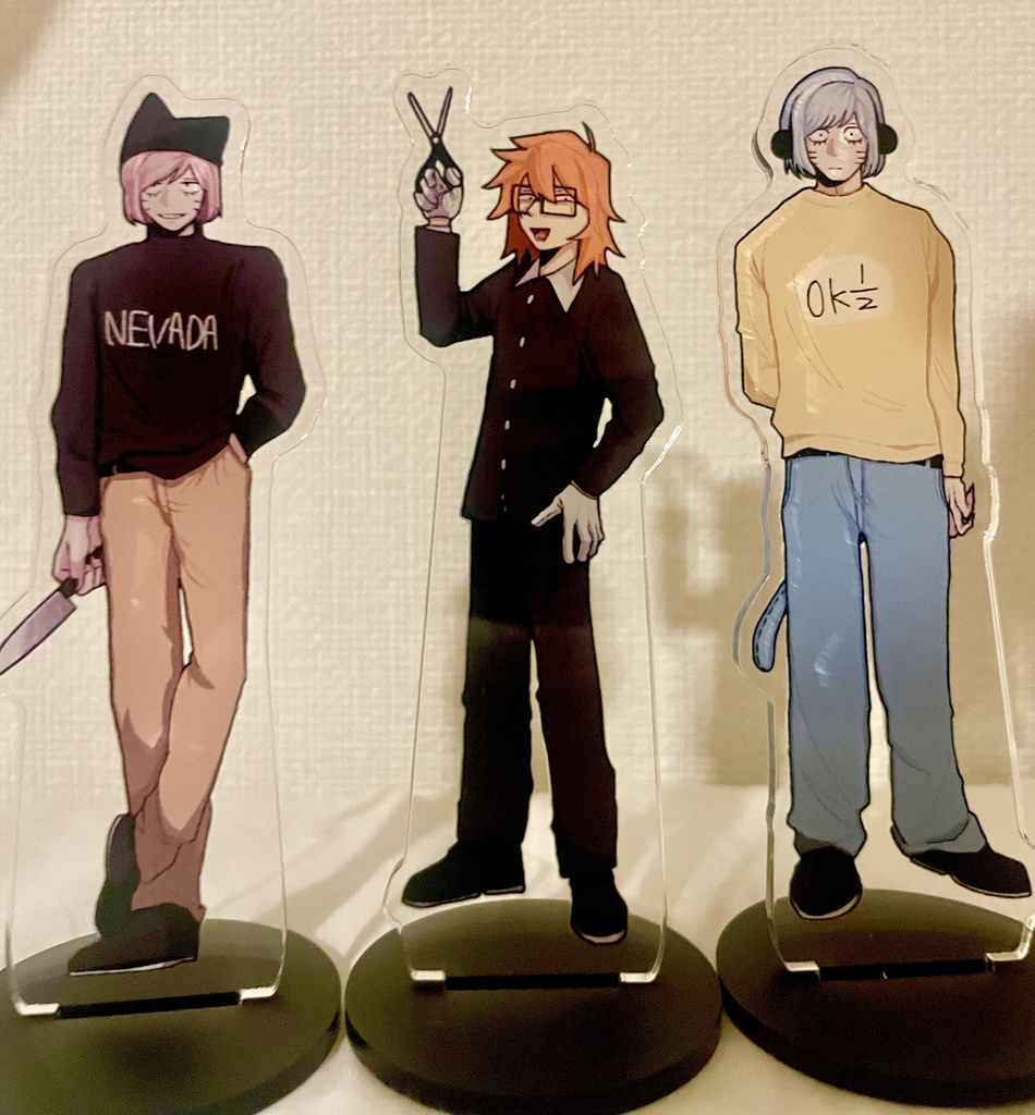 ニェン アクリルスタンド - くまのおうち - BOOTH