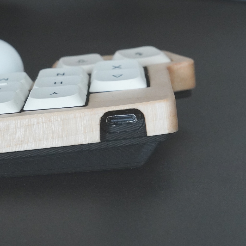 roBa Low-Profile 木製ケース - Kinoya - BOOTH