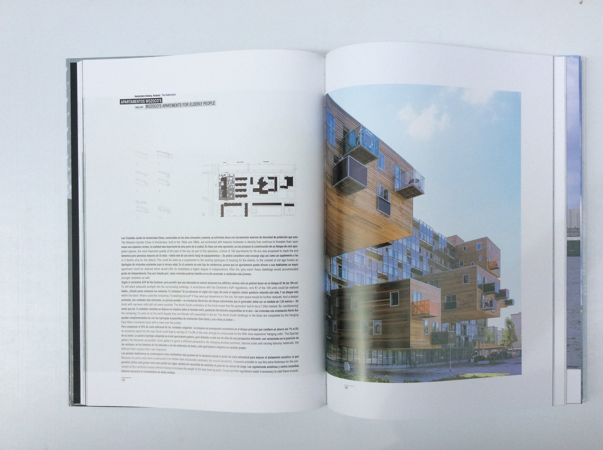 El Croquis 86+111: MVRDV hb – Bookshop by Uro