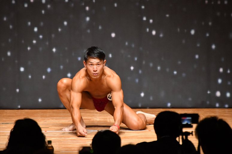 2025年JBBF兵庫県クラス別ボディビル選手権 70kg以下級写真集（6）