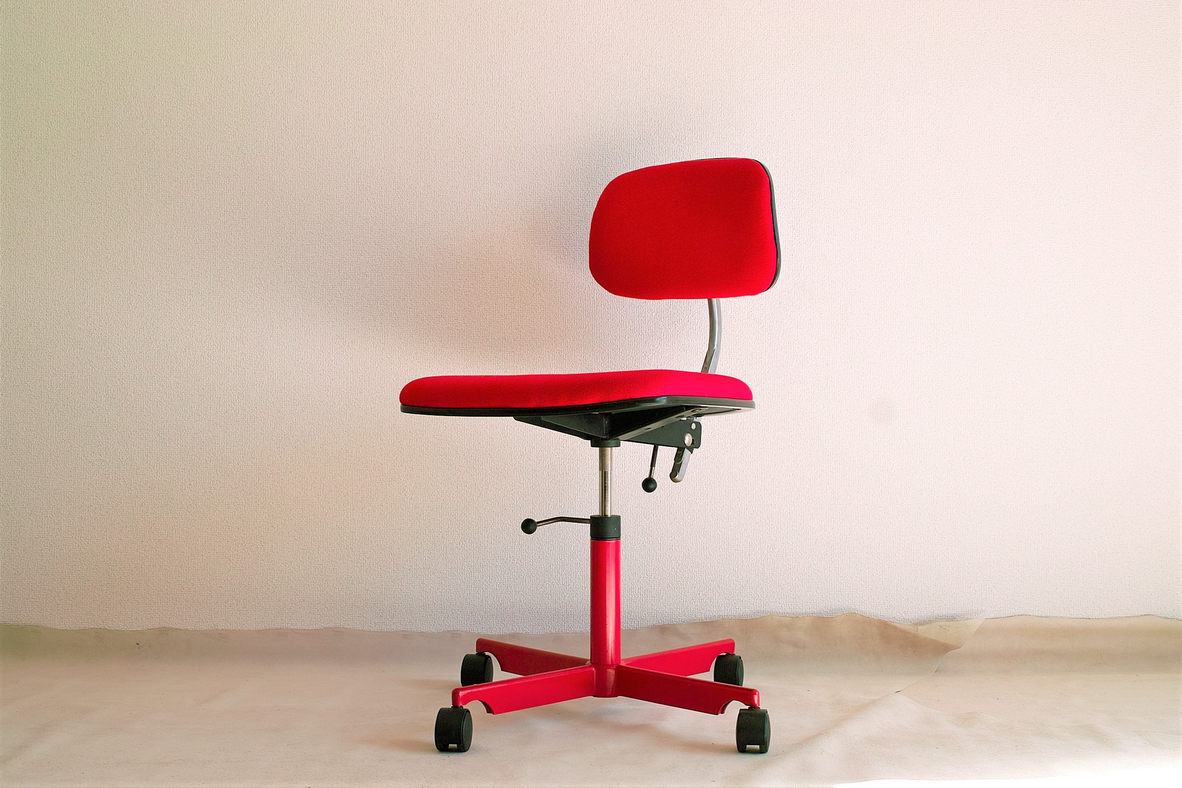 No.6946「ヴィンテージチェア Kevi：デンマークデザイン」SOLD