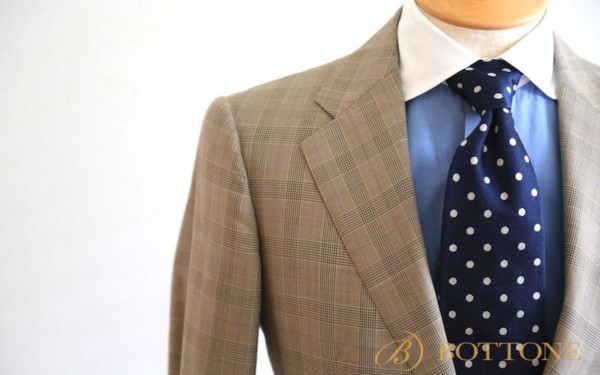 グレンチェックスーツの着こなし 合うネクタイは？色や柄など