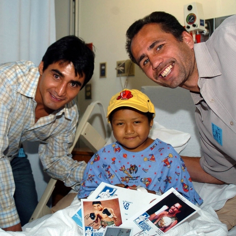 ミスターオネスティ/（チカニート）ヘナロ・エルナンデス