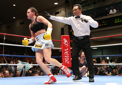 高野人母美が4回KO負け、世界王座獲得ならず | Boxing News