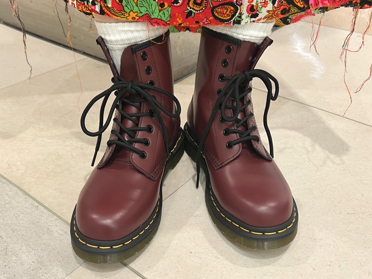 チェリーレッド復刻 | ドクターマーチン | ショップブログ | 町田東急