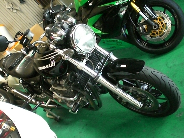 ゼファー1100 フロントフォークオーバーホール＆ボトムケースの品格と