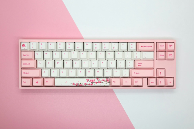 Varmilo、70％メカニカルキーボードの”桜”モデル『MIYA PRO 桜