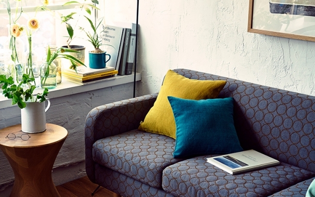 イデーの家具に、ミナ ペルホネンの張地が期間限定で登場。「MINI