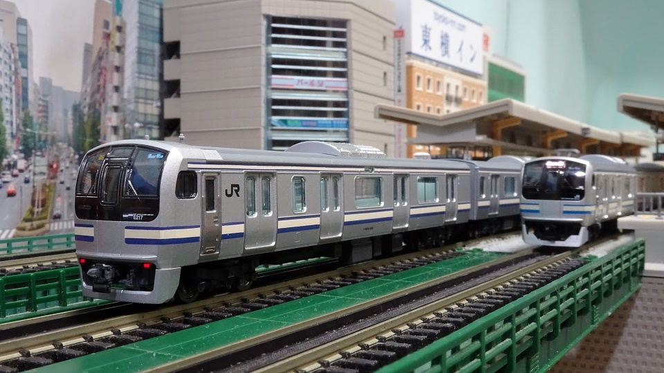JR E217系近郊電車(4次車・更新車) が入線 - ビスタ模型鉄道