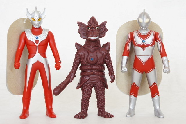 ガシャポン ウルトラ怪獣500 ドロボン | D・Cの超卵～(元)男子中学生